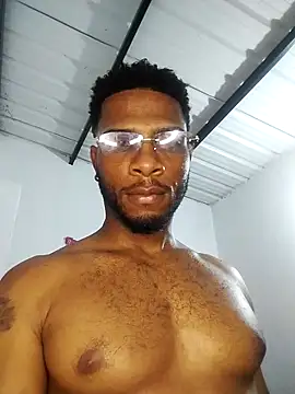 Snapshot of Angel_7131 chatting on December 20, 10:39 pm Angel 7131 online show from December 20, 10:39 pm