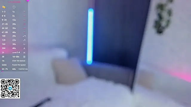 Snapshot of Danger_Bella chatting on December 24, 1:27 am Danger Bella online show from December 24, 1:27 am