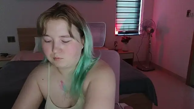 ChimberWol online show from April 21, 11:40 pm