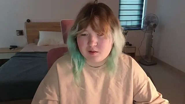 ChimberWol online show from April 27, 12:30 am