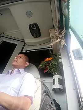 alexchir4 online show from November 7, 9:04 pm