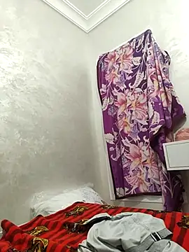 MorrocanMan39 online show from September 13, 8:52 pm