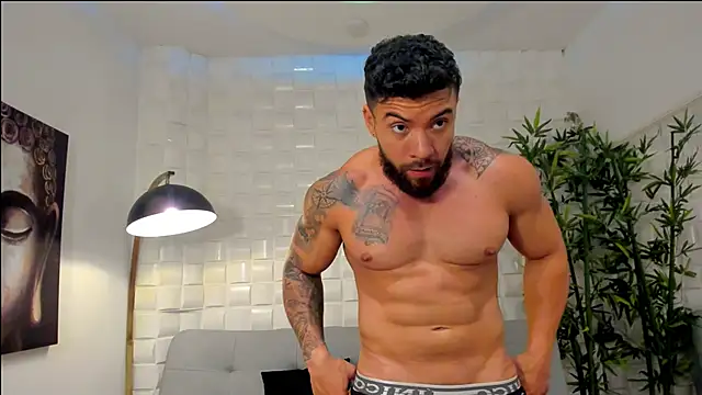 Snapshot of _dreammr1_ chatting on February 23, 10:09 pm dreammr1 online show from February 23, 10:09 pm