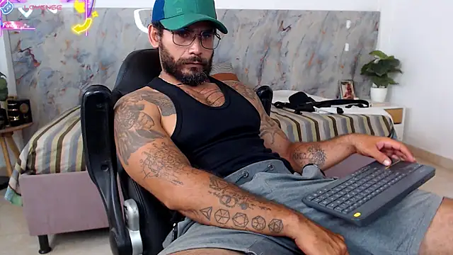 hanz col online show from April 21, 11:18 pm