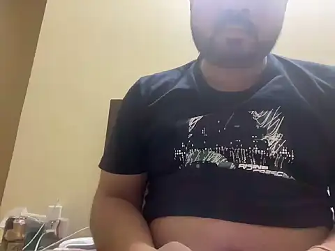 Snapshot of coolboy6566 chatting on October 13, 6:52 pm coolboy6566 online show from October 13, 6:52 pm