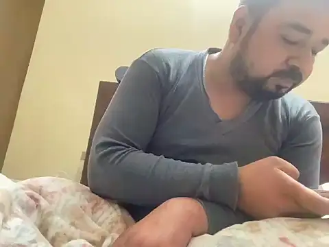 coolboy6566 online show from January 17, 3:33 am