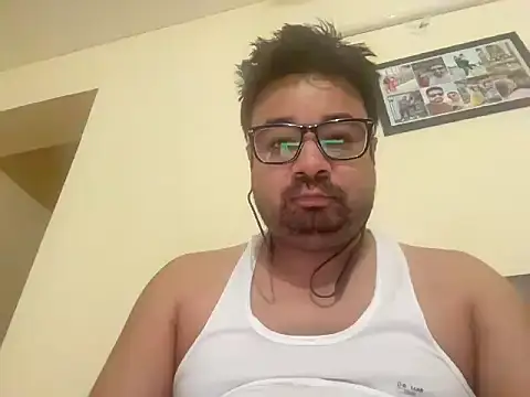 Snapshot of coolboy6566 chatting on June 7, 8:23 pm coolboy6566 online show from June 7, 8:23 pm