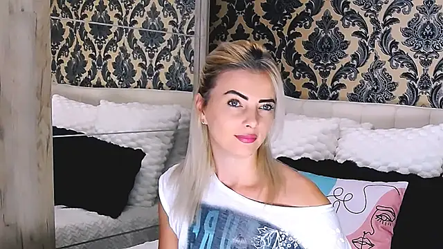 Aly girl1 online show from September 26, 8:29 am