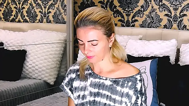 Aly girl1 online show from October 10, 10:03 am