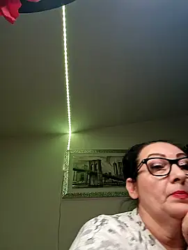 Genoveva73sexy online show from December 16, 11:50 pm