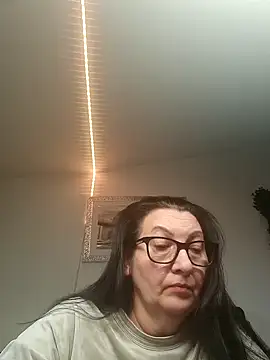 Genoveva73sexy online show from December 18, 1:45 pm