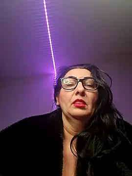 Genoveva73sexy online show from December 28, 9:08 pm