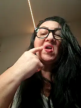 Genoveva73sexy online show from January 1, 11:18 pm
