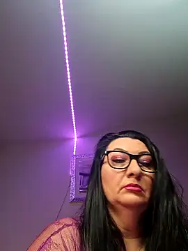 Genoveva73sexy online show from January 2, 11:09 am