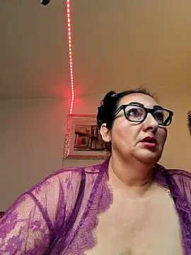 Genoveva73sexy online show from January 31, 9:05 pm
