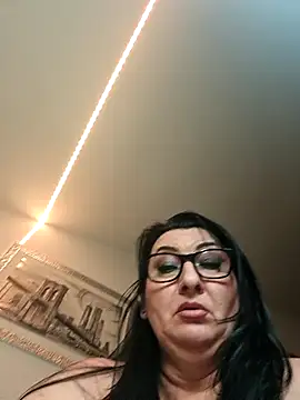 Genoveva73sexy online show from March 9, 4:16 am