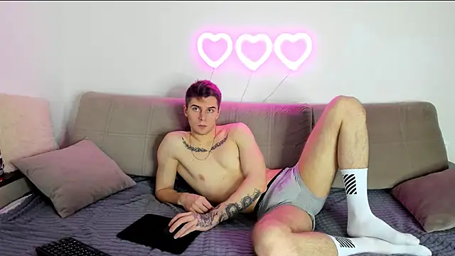 Ian Connery online show from February 7, 6:45 pm