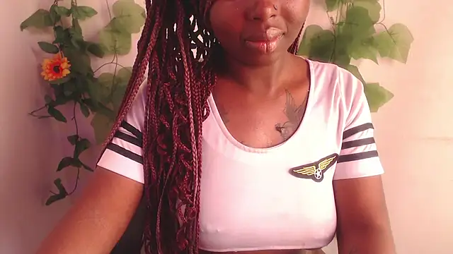  Zooee online show from April 24, 4:20 pm