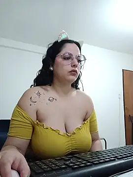 babyluna939 online show from July 4, 4:46 pm