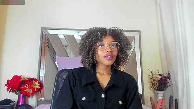 sara williams01 online show from March 21, 1:01 pm