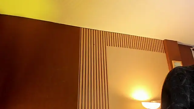 Little Ivy online show from April 21, 1:42 am