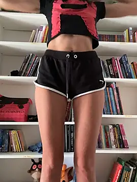 LolloLara91 online show from June 29, 10:37 am