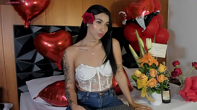 Wendy Marchall online show from February 14, 7:32 pm