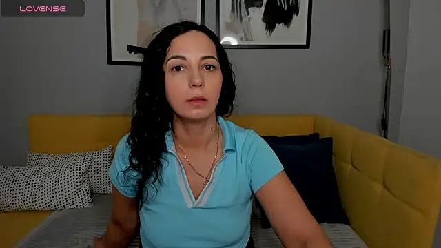 Snapshot of Linda_Insatiable chatting on March 9, 1:25 am Linda Insatiable online show from March 9, 1:25 am