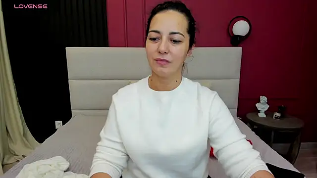 Snapshot of Linda_Insatiable chatting on October 11, 1:16 am Linda Insatiable online show from October 11, 1:16 am