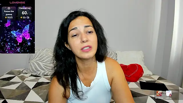 Linda Insatiable online show from July 25, 1:15 am