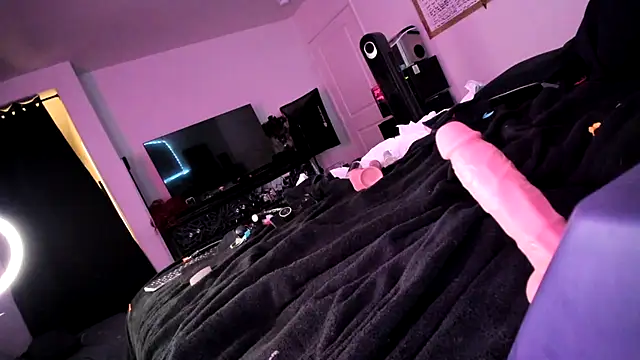 Midnightrose11 online show from January 16, 11:48 am