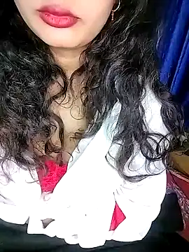 Snapshot of Miss-Siyaa chatting on December 8, 6:28 pm Miss-Siyaa online show from December 8, 6:28 pm