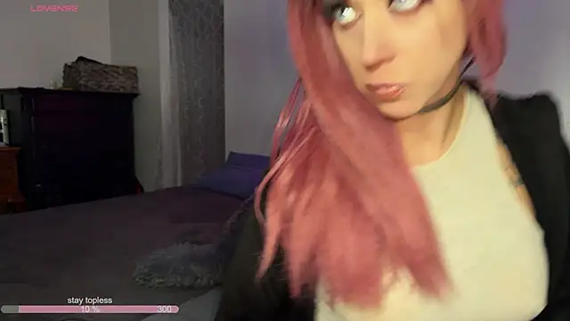 VeronicaRonnieTaylor online show from January 18, 11:47 am