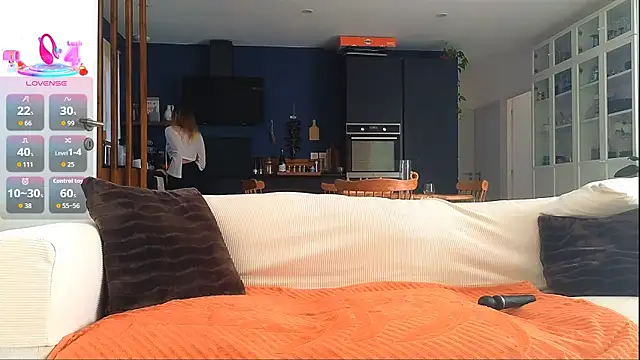 Snapshot of Luxymin34 chatting on September 29, 7:02 am Luxymin34 online show from September 29, 7:02 am