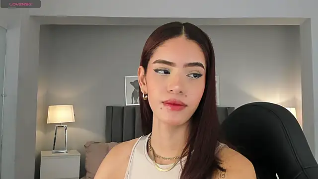 Madie  collins online show from March 4, 11:29 am