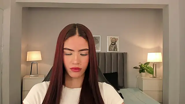 Madie  collins online show from March 22, 11:11 am