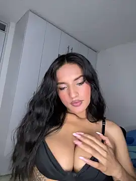 Snapshot of Dulceeany chatting on December 4, 3:59 am Dulceeany online show from December 4, 3:59 am