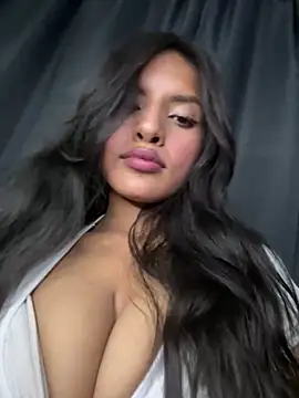 Snapshot of Dulceeany chatting on February 25, 3:52 am Dulceeany online show from February 25, 3:52 am