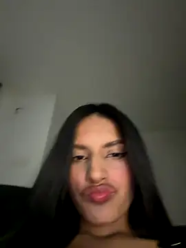 Snapshot of Dulceeany chatting on October 5, 3:05 am Dulceeany online show from October 5, 3:05 am