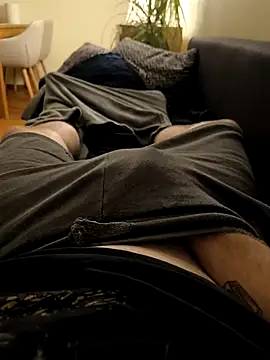 OdinWolf1990 online show from November 20, 6:13 am