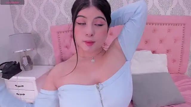 martina rivera  online show from January 3, 1:36 pm