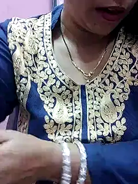 Snapshot of Urmila_bhabhii chatting on January 26, 2:52 pm Urmila bhabhii online show from January 26, 2:52 pm