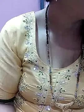 Snapshot of Urmila_bhabhii chatting on February 2, 5:48 pm Urmila bhabhii online show from February 2, 5:48 pm