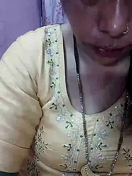 Snapshot of Urmila_bhabhii chatting on February 11, 3:40 am Urmila bhabhii online show from February 11, 3:40 am
