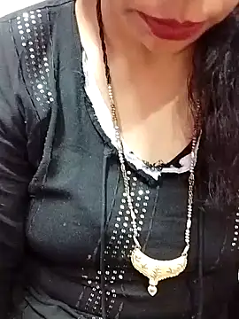 Snapshot of Urmila_bhabhii chatting on February 13, 3:56 pm Urmila bhabhii online show from February 13, 3:56 pm
