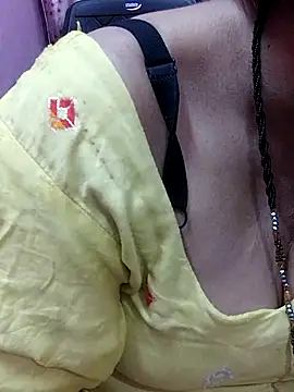 Snapshot of Urmila_bhabhii chatting on February 16, 2:10 pm Urmila bhabhii online show from February 16, 2:10 pm