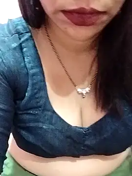 Snapshot of Urmila_bhabhii chatting on March 10, 4:46 pm Urmila bhabhii online show from March 10, 4:46 pm