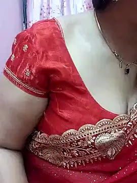 Snapshot of Urmila_bhabhii chatting on March 20, 2:40 am Urmila bhabhii online show from March 20, 2:40 am