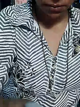 Snapshot of Urmila_bhabhii chatting on October 8, 9:07 am Urmila bhabhii online show from October 8, 9:07 am