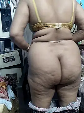 Snapshot of Urmila_bhabhii chatting on October 20, 3:18 am Urmila bhabhii online show from October 20, 3:18 am